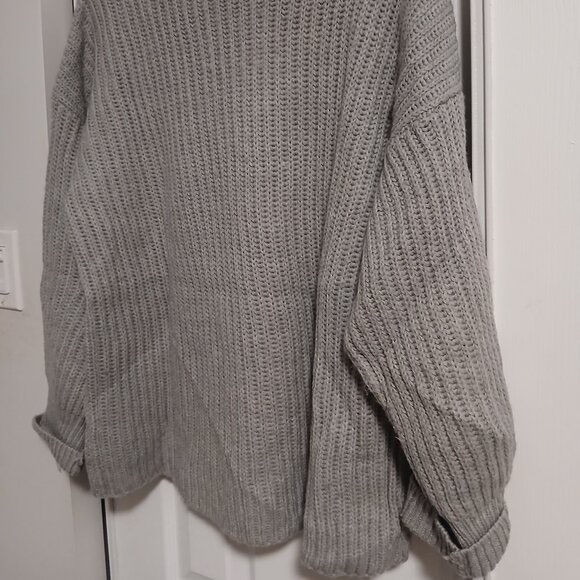 American Apparel Oversized Turtleneck Knit - Picture 7 of 8